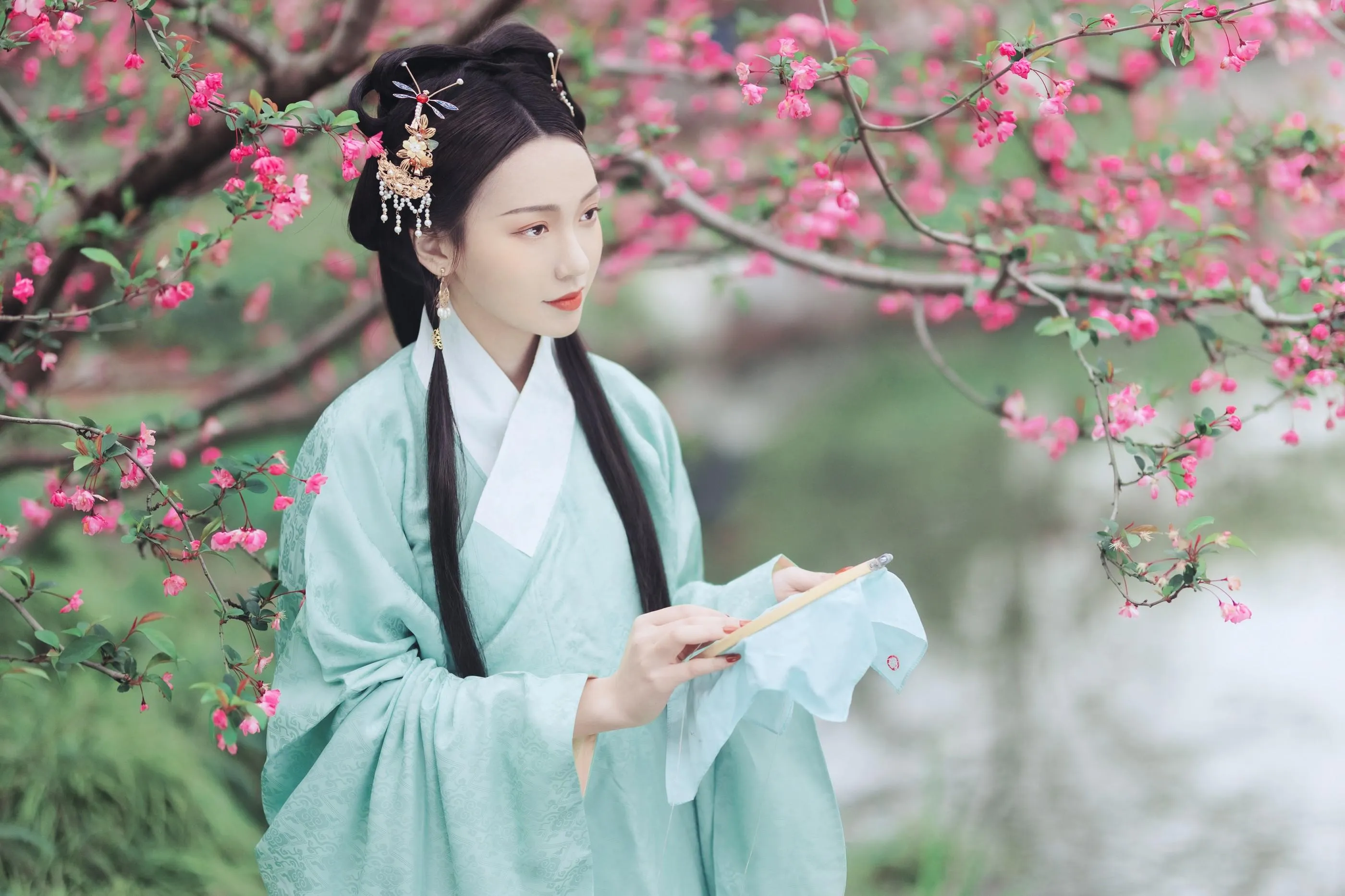 [YITUYU艺图语]2022.01.12 海棠依旧 Joyceee [27P]插图3